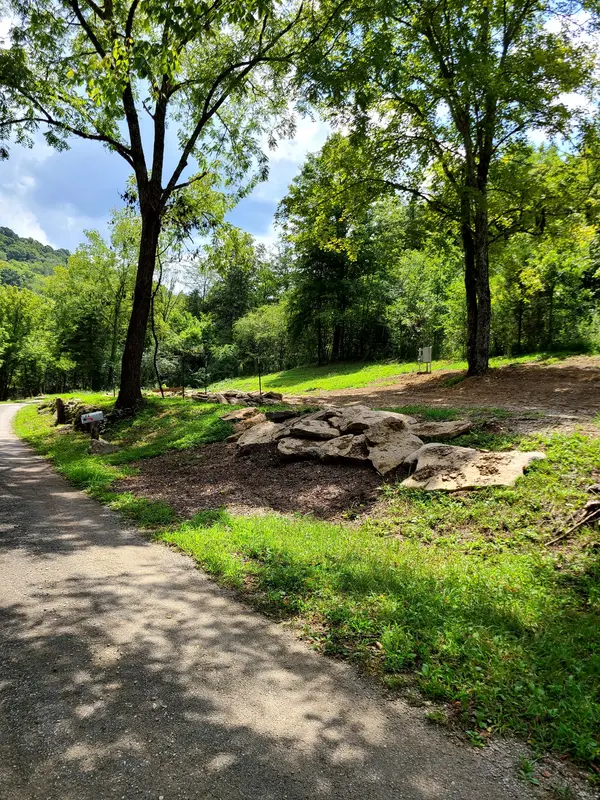 22 Judkins Ln, Hickman, TN 38567