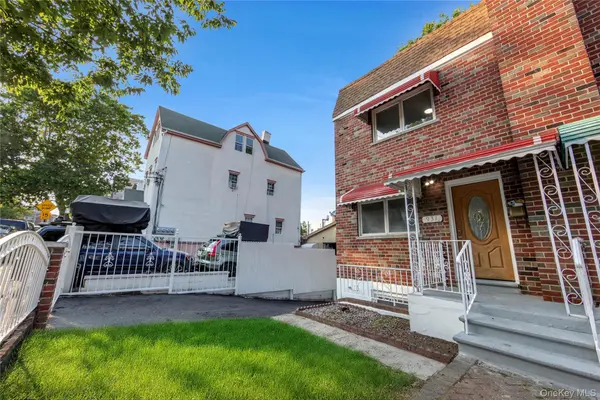 931 E 232nd ST, Bronx, NY 10466