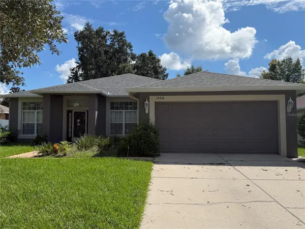 1904 SAMANTHA LN, Valrico, FL 33594