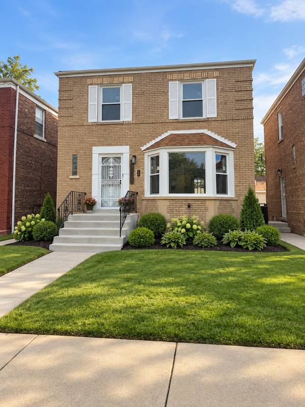 10048 S Rhodes AVE, Chicago, IL 60628