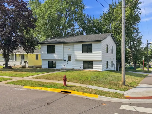 5256 4th ST NE, Columbia Heights, MN 55421