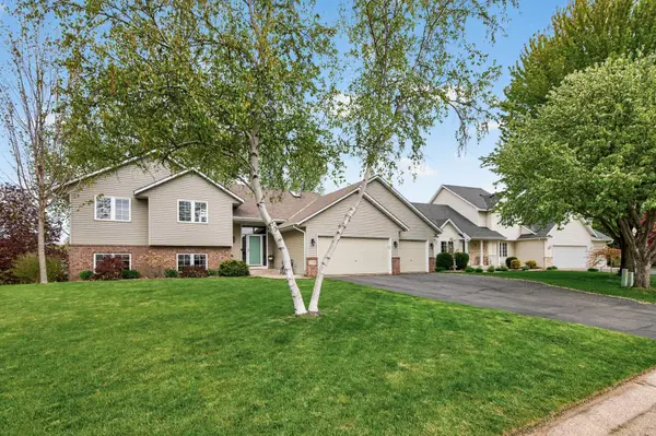 7148 Maryland CIR, Savage, MN 55378