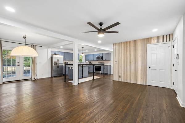 1208 Dempsey Dr, Nashville, TN 37217