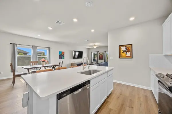 2957 Mill Run BND, Round Rock, TX 78665