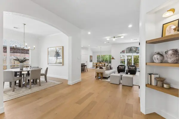 11205 Readvill LN, Austin, TX 78739