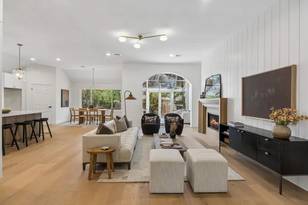 11205 Readvill LN, Austin, TX 78739