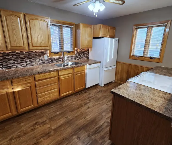 1110 Highway AVE, Bird Island, MN 55310