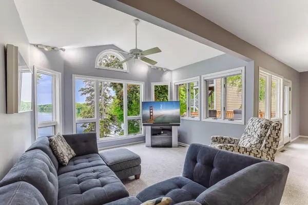 3310 Lake Johanna BLVD, Arden Hills, MN 55112