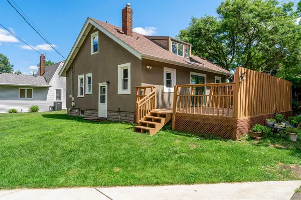 637 Hazel ST N, Saint Paul, MN 55119