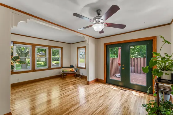637 Hazel ST N, Saint Paul, MN 55119