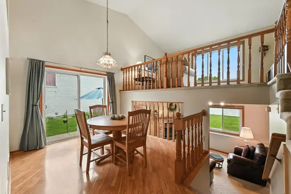 7293 159th ST W, Apple Valley, MN 55124