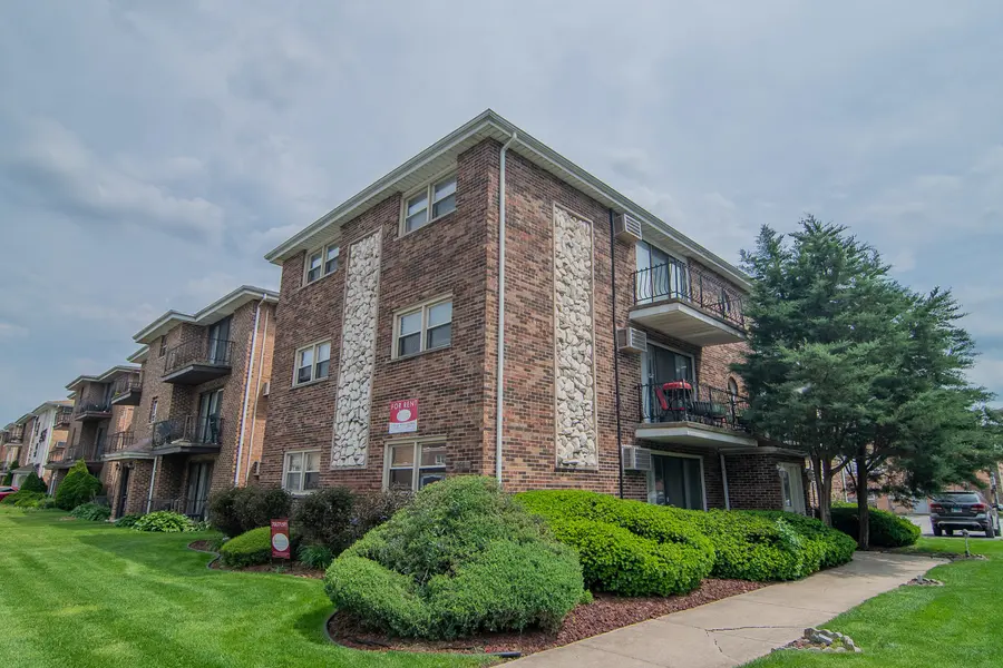 1665 Harbor AVE #3S, Calumet City, IL 60409