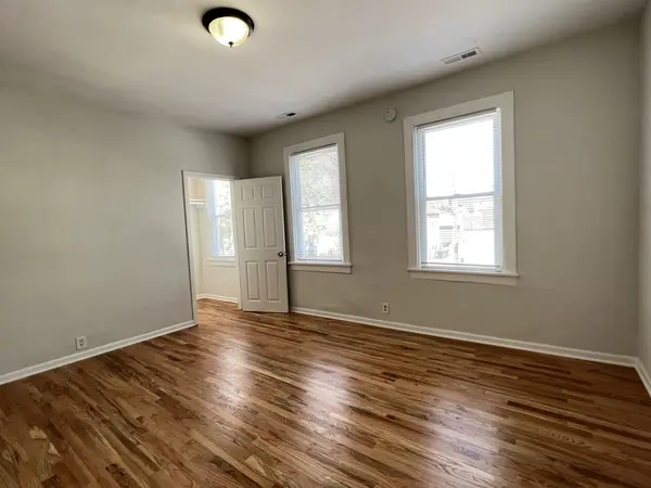 1151 W 19TH ST, Chicago, IL 60608