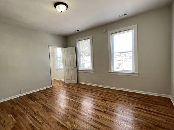 1151 W 19TH ST, Chicago, IL 60608
