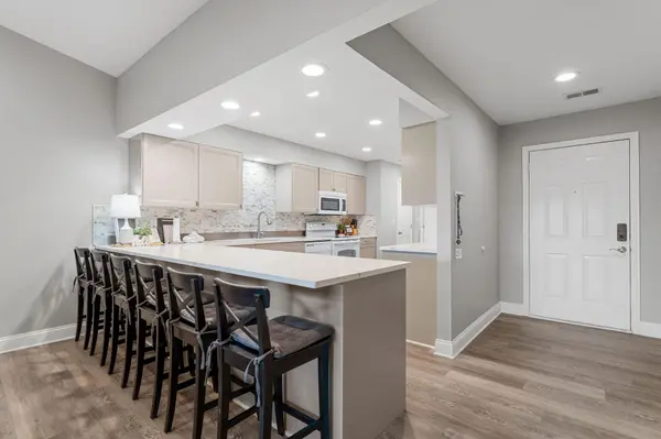 350 S Wildwood DR ## E20, Branson, MO 65616