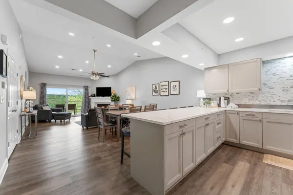 350 S Wildwood DR ## E20, Branson, MO 65616
