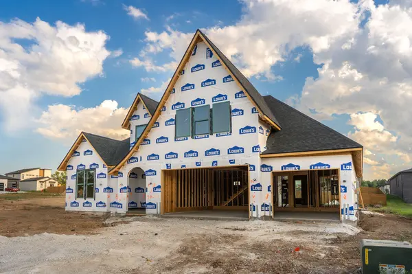 1860 E Skyline AVE, Ozark, MO 65721