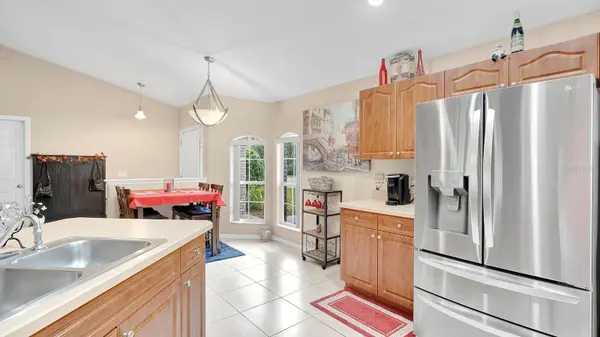 252 DIRKSEN DR, Debary, FL 32713
