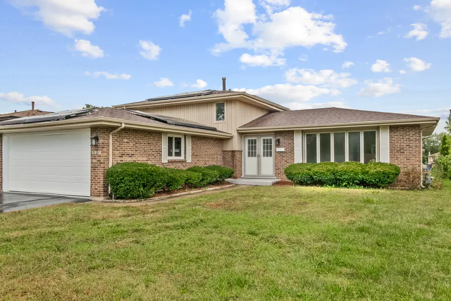 5916 W 127th ST, Alsip, IL 60803