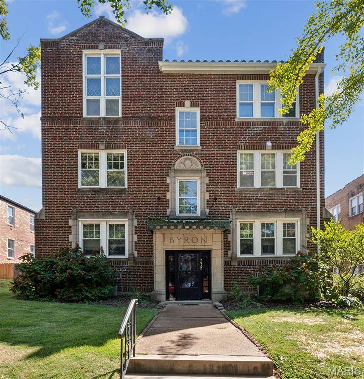 7532 Byron PL #2, Clayton, MO 63105