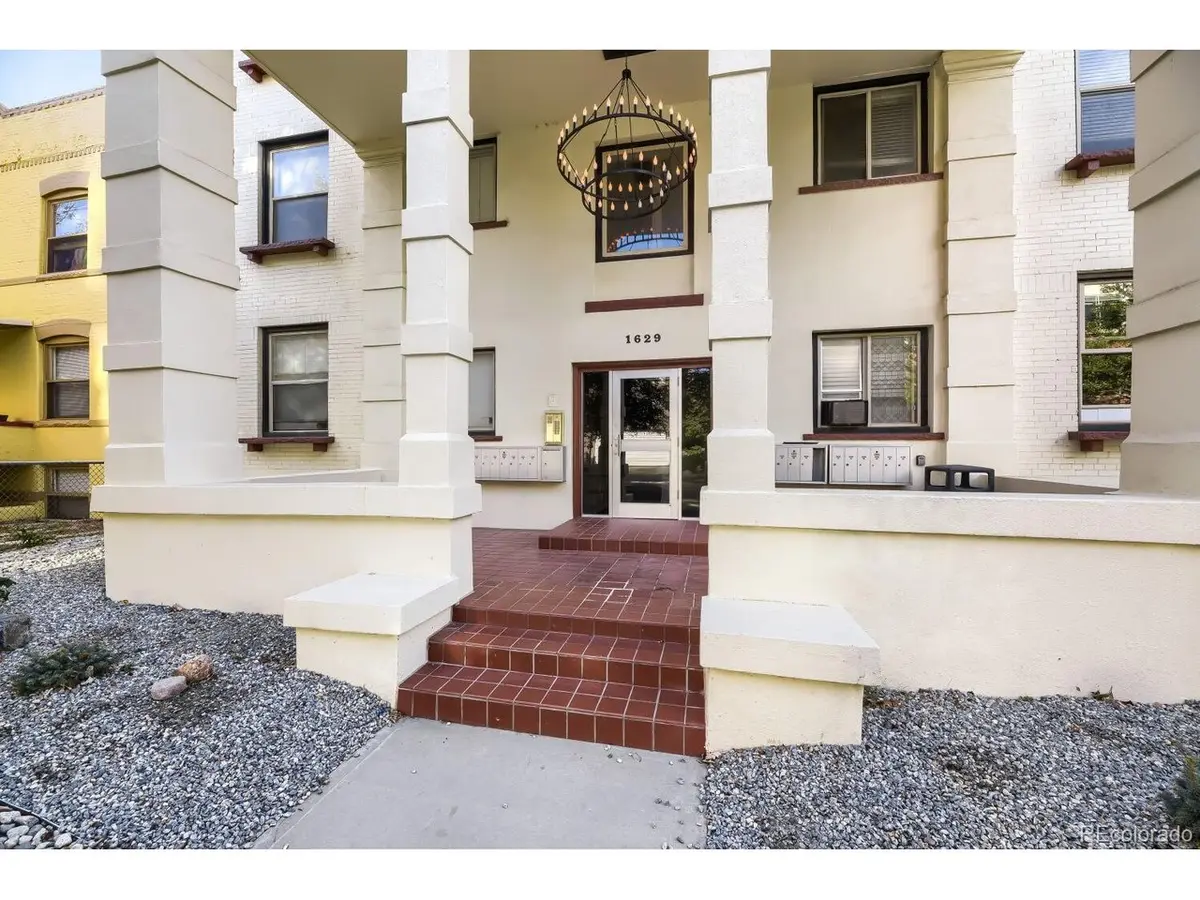 1629 N Clarkson #34, Denver, CO 80218