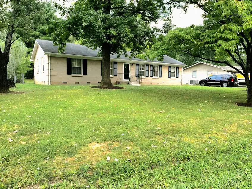 1930 Ransom Dr, Murfreesboro, TN 37130