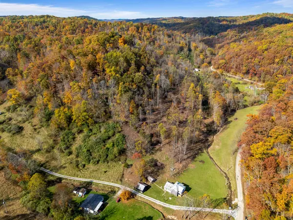 1340 Bowen Creek Road, Salt Rock, WV