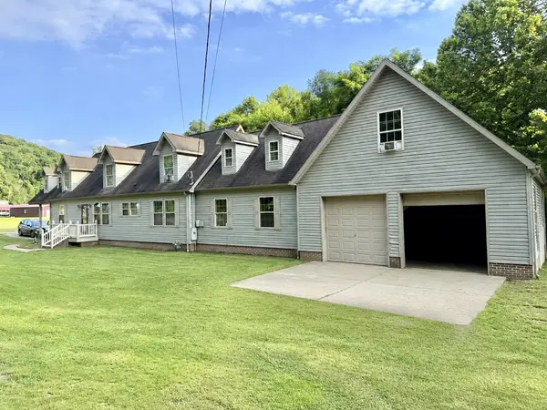 18 Savage Branch Rd., Salt Rock, WV 25559