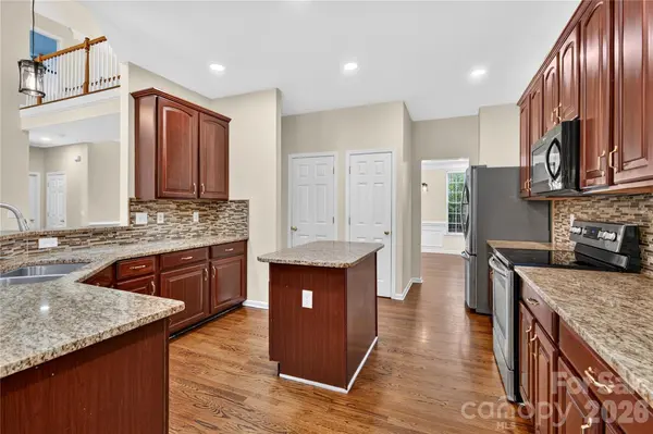 10822 Chamberlain Hall CT, Charlotte, NC 28277