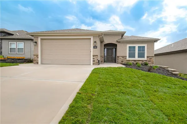 2121 Greenfield PT, Kearney, MO 64060
