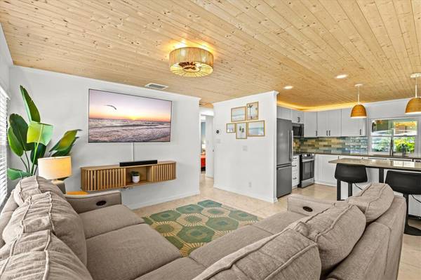 315 AZALEA RD, Venice, FL 34293