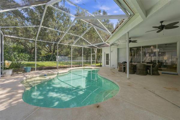 9316 KNIGHTSBRIDGE CT, Tampa, FL, 33647 photo 72