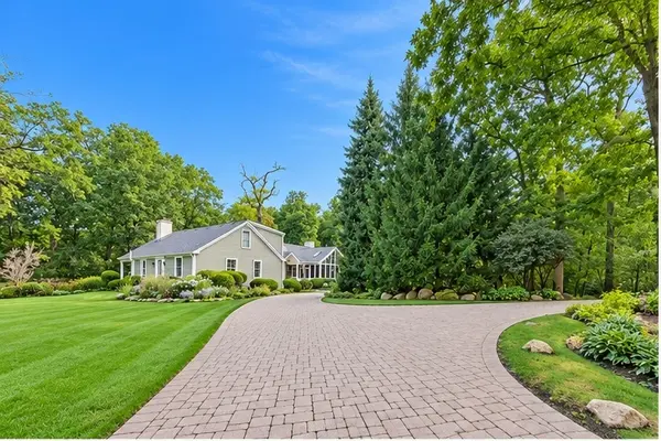 39545 N Mill Creek RD, Wadsworth, IL 60083