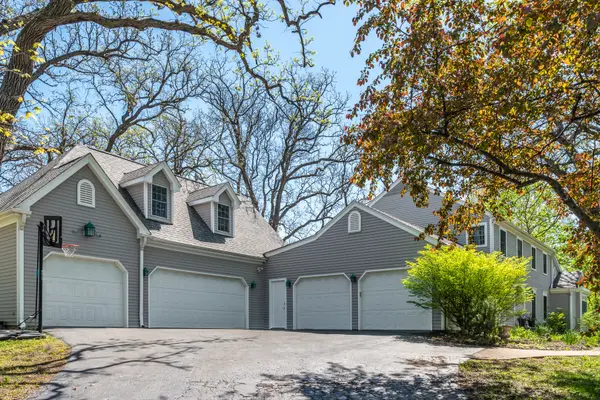 21101 N Middleton DR, Kildeer, IL 60047