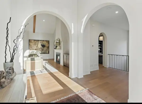 9271 Timberland TRL, Eden Prairie, MN 55347