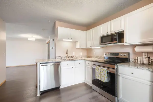 14660 Evergreen TRL #5, Apple Valley, MN 55124