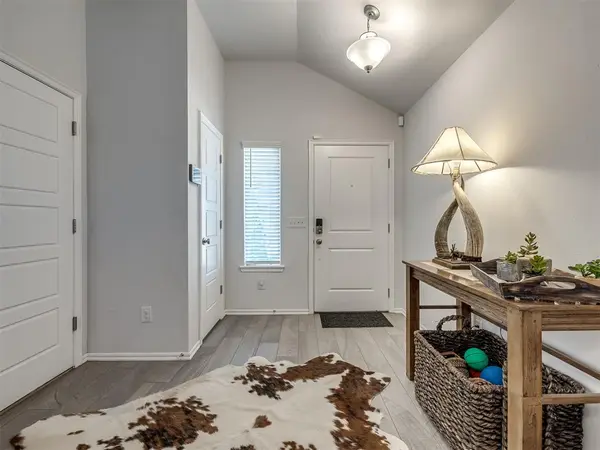 19628 Brookville DR, Edmond, OK 73012