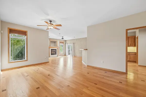 4632 N Spyglass St, Wichita, KS 67226-3375