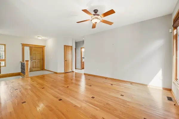 4632 N Spyglass St, Wichita, KS 67226-3375