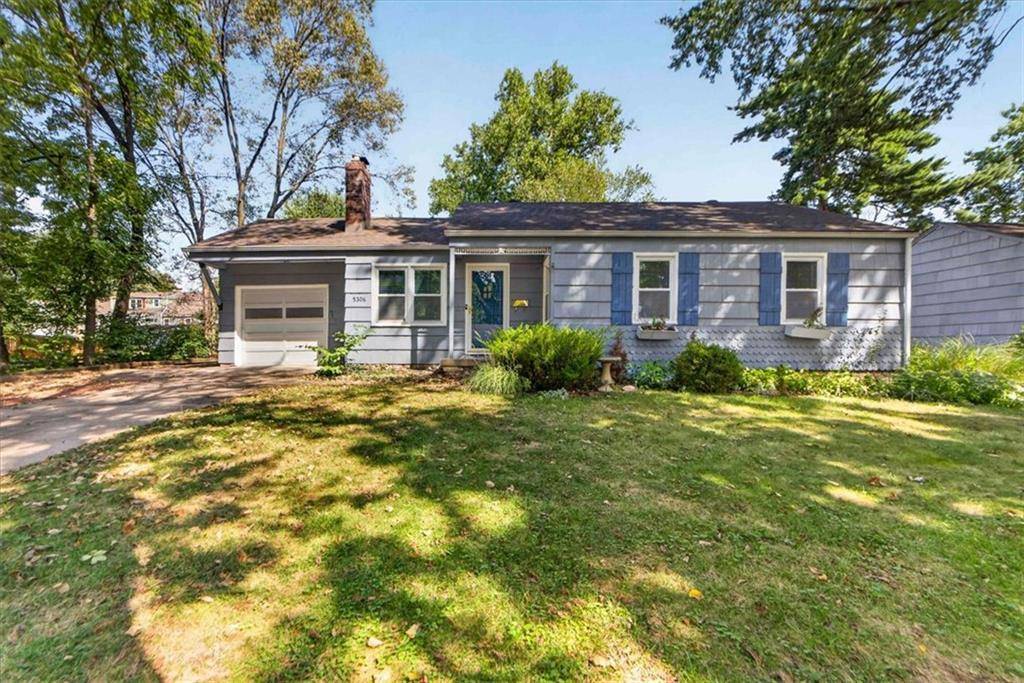 5306 W 71st ST, Prairie Village, KS 66208