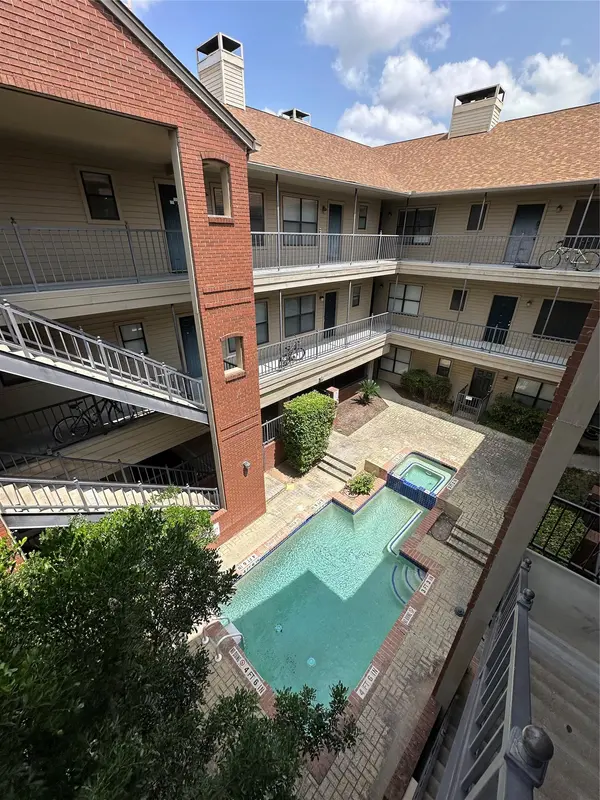 106 E 30th ST E #310, Austin, TX 78705
