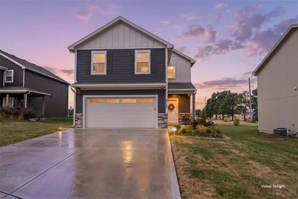 9107 SW 2nd ST, Blue Springs, MO 64064