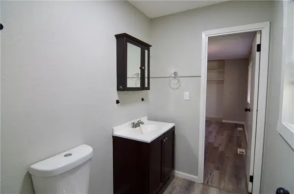 8302 E 93RD TER, Kansas City, MO 64138