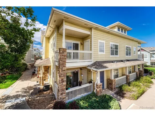 9585 Pearl #203, Parker, CO 80134
