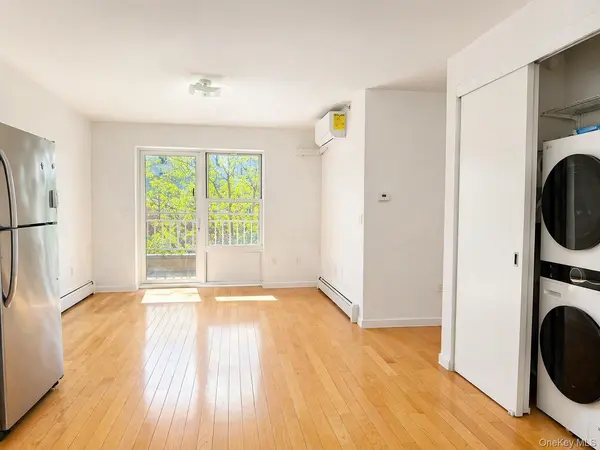 93-05 37th AVE #2B, Jackson Heights, NY 11372