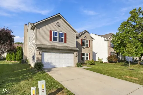 6538 Abby LN, Zionsville, IN 46077