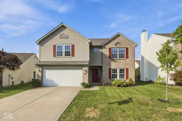 6538 Abby LN, Zionsville, IN 46077