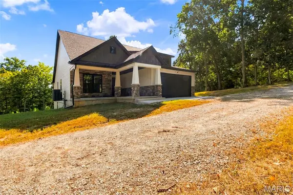 120 Hunters Hollow LN, Foley, MO 63347