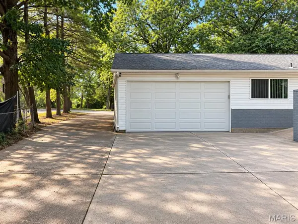12674 Partridge Run DR, St Louis, MO 63033
