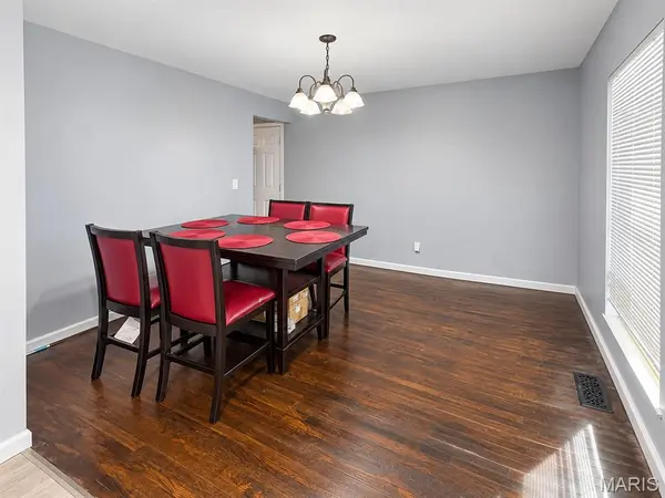 12674 Partridge Run DR, St Louis, MO 63033